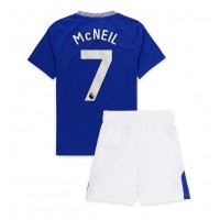 Everton Dwight McNeil #7 Heimtrikotsatz Kinder 2024-25 Kurzarm (+ Kurze Hosen)